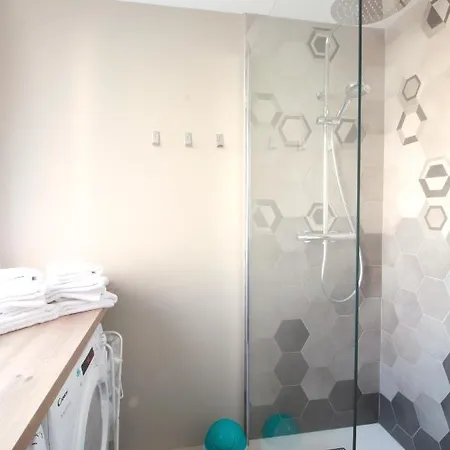 Mon A Gerland Ii Apartament *